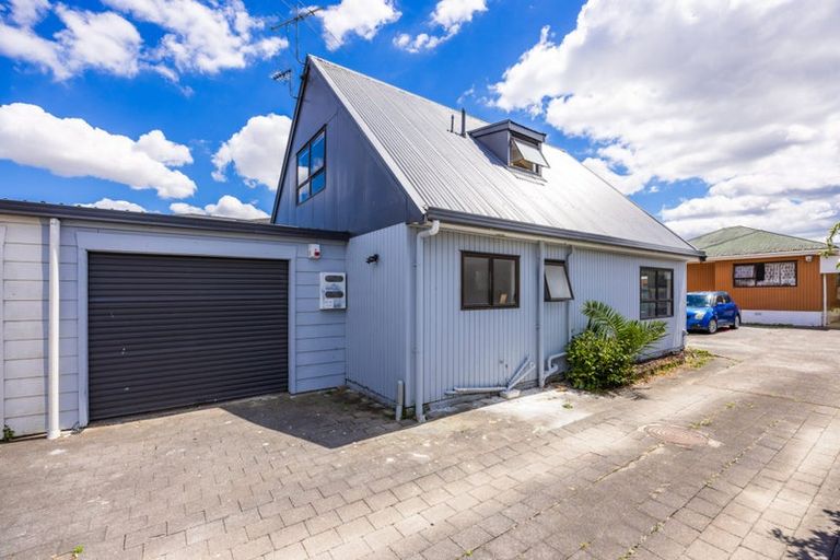 Photo of property in 2/45 Jellicoe Road, Manurewa, Auckland, 2102