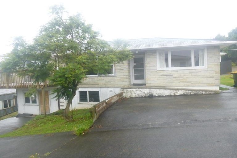 Photo of property in 28 Forest Hill Road, Henderson, Auckland, 0612