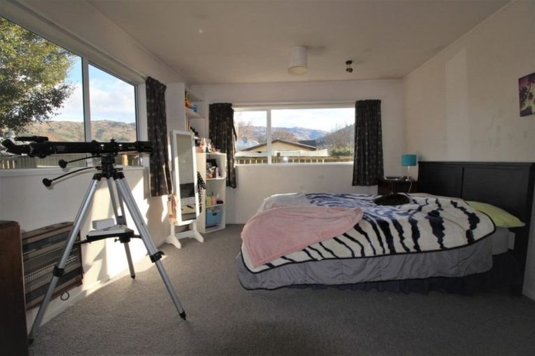 Photo of property in 99 Hazlett Street, Clyde, 9330