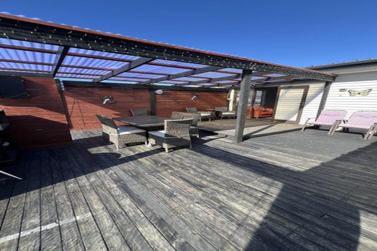 Photo of property in 69 Coopers Road, Dallington, Christchurch, 8061