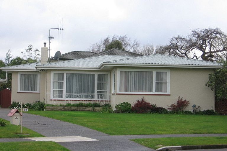 Photo of property in 21 Bond Street, Hokowhitu, Palmerston North, 4410