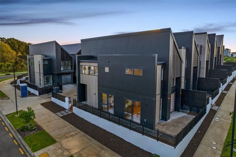 Photo of property in 69 Waterlily Street, Hobsonville, Auckland, 0616