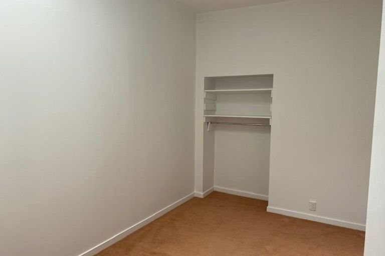 Photo of property in 1/2 King Street, Mount Cook, Wellington, 6021