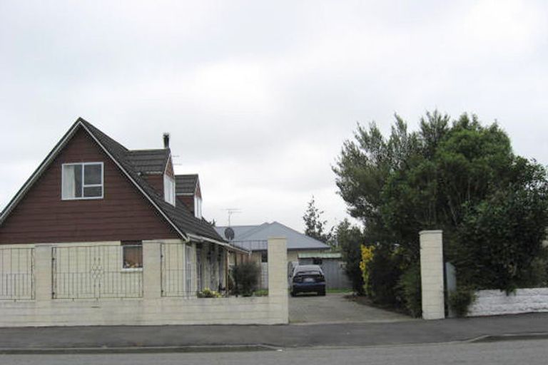 Photo of property in 162 Mcmurdo Street, Tinwald, Ashburton, 7700