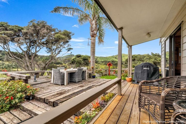 Photo of property in 487 Wilson Road, South Head, Helensville, 0874