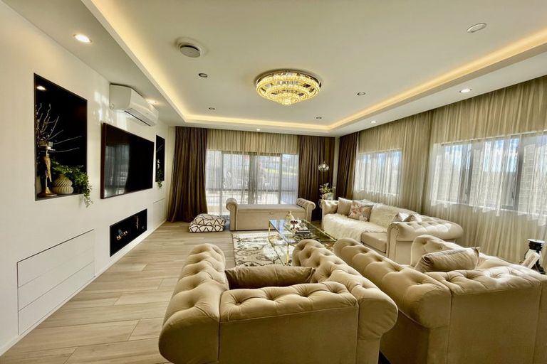 Photo of property in 19 Mason Street, New Lynn, Auckland, 0600