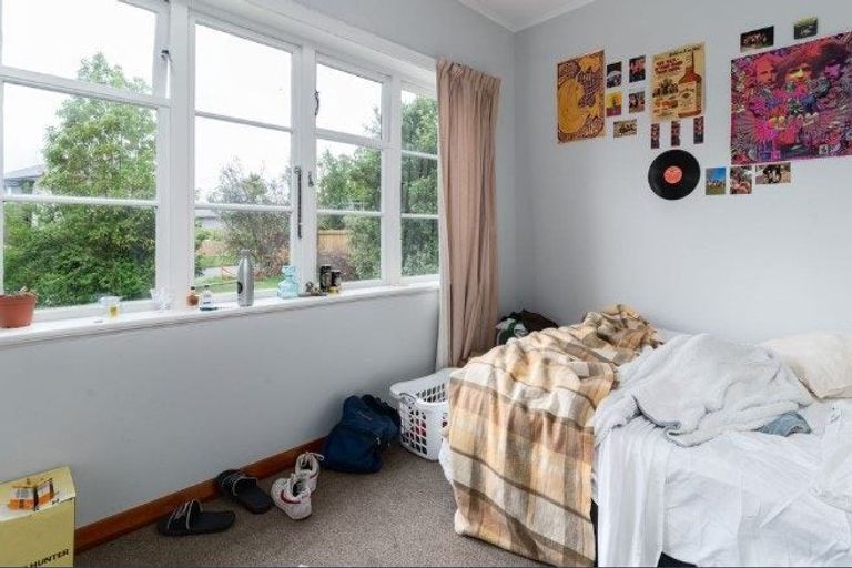 Photo of property in 2 Kawaka Street, Riccarton, Christchurch, 8041