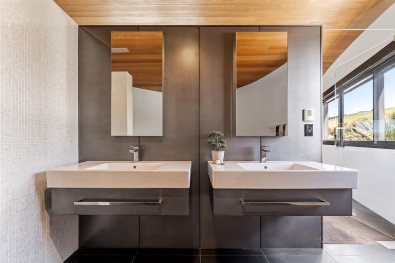 Photo of property in 184 Mangatawhiri Road, Omaha, 0986