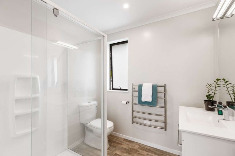 Photo of property in 12 Turpin Road, Riverhead, 0820