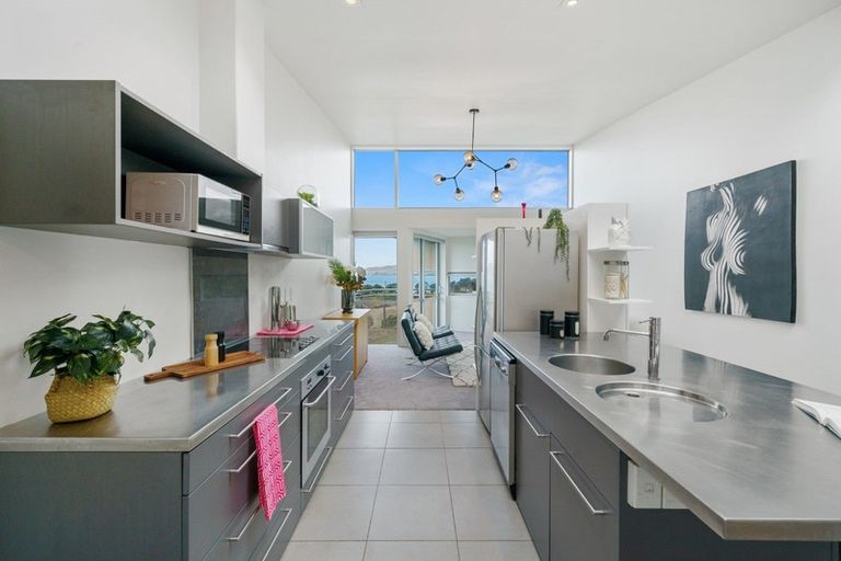 Photo of property in 17/2 Onslow Road, Khandallah, Wellington, 6035