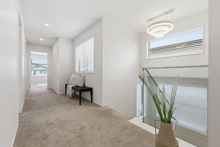 Photo of property in 31 Myland Drive, Hobsonville, Auckland, 0616