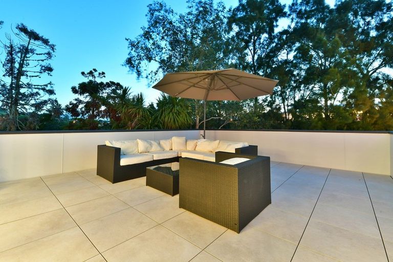 Photo of property in 42 Brian Crescent, Stanmore Bay, Whangaparaoa, 0932