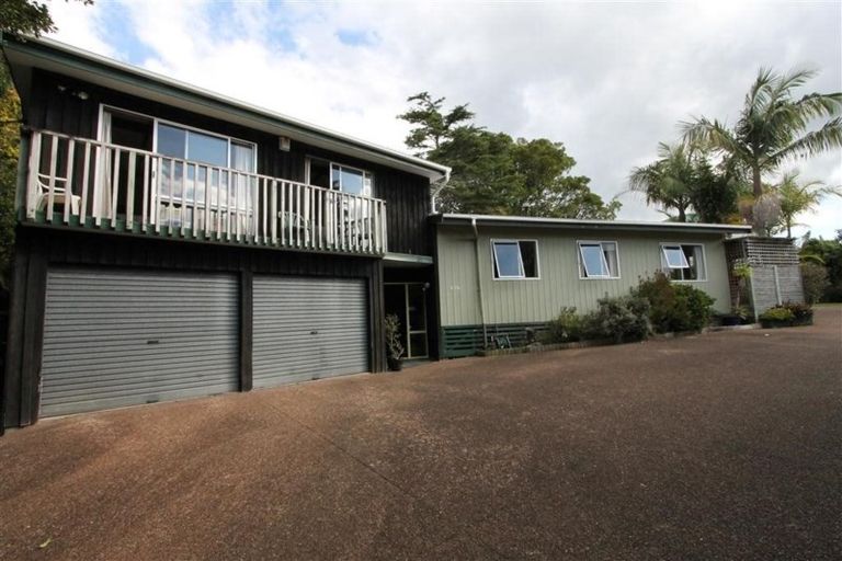 Photo of property in 1/107 Konini Road, Titirangi, Auckland, 0604