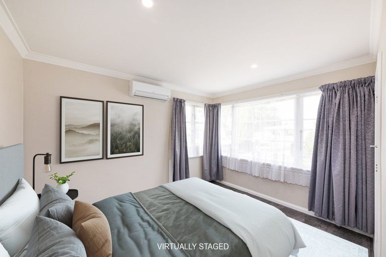 Photo of property in 17 Botanical Road, Takaro, Palmerston North, 4412