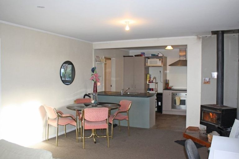 Photo of property in 22 Perth Street, South Hill, Oamaru, 9400