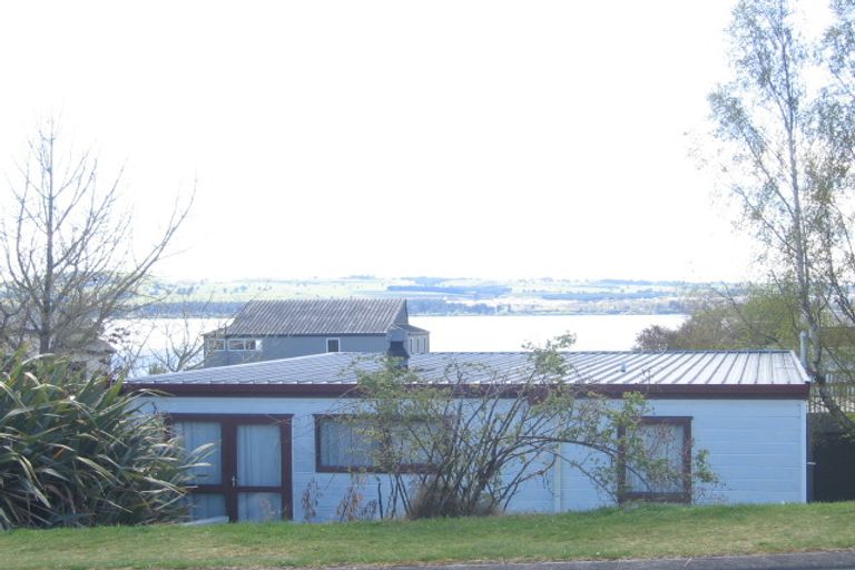 Photo of property in 2 Chad Street, Rainbow Point, Taupo, 3330