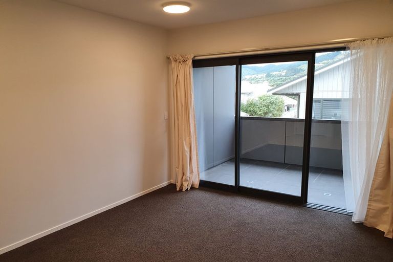 Photo of property in 3/232 Main Road, Tawa, Wellington, 5028