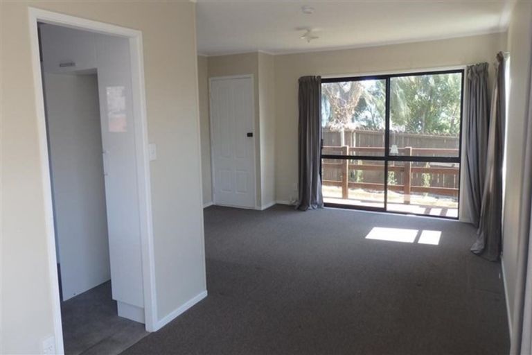 Photo of property in 1/18 Glenlea Place, Flat Bush, Auckland, 2019