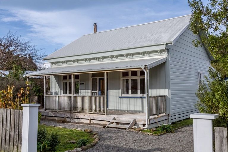 Photo of property in 43 Waite Street, Featherston, 5710