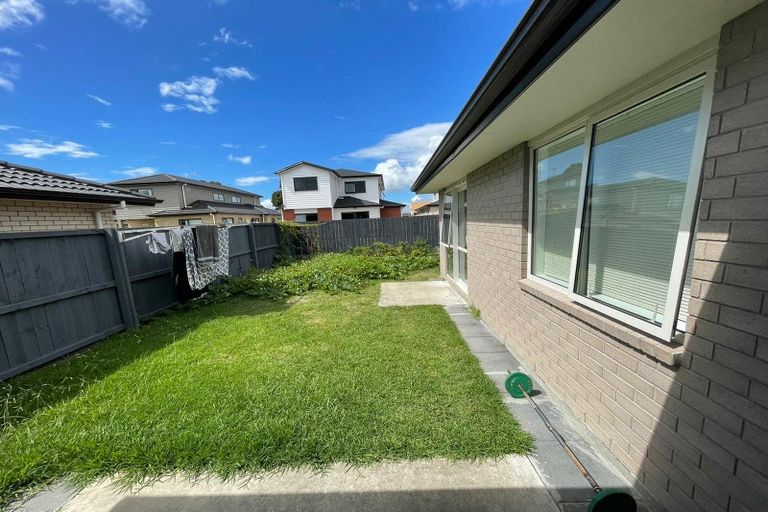 Photo of property in 9 Yatterina Avenue, Takanini, 2112