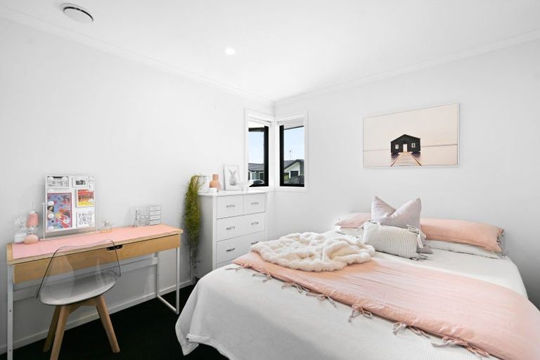 Photo of property in 8 Pragma Rise, Rototuna North, Hamilton, 3210