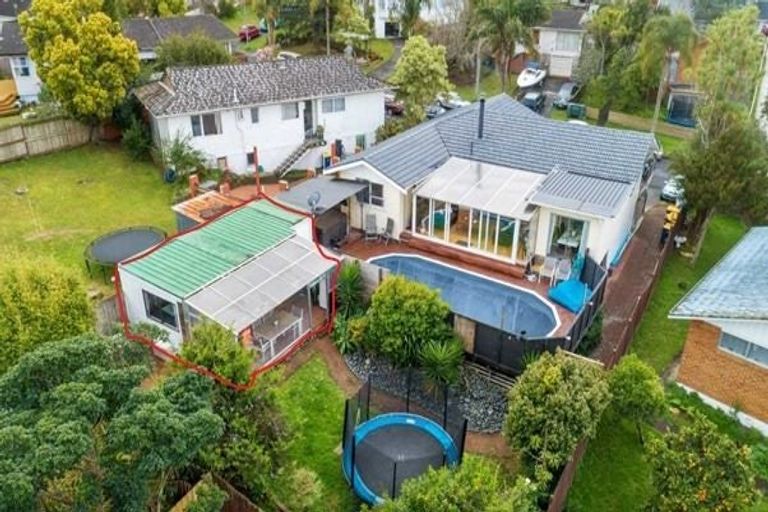 Photo of property in 38 Normanton Street, Glenfield, Auckland, 0629