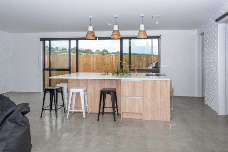 Photo of property in 31 Longreach Drive, Cooks Beach, Whitianga, 3591