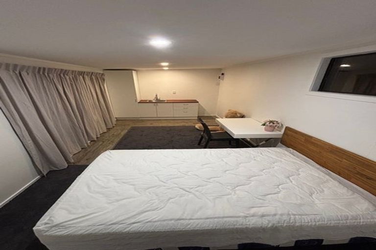 Photo of property in 42 Pascal Street, Palmerston North, 4410