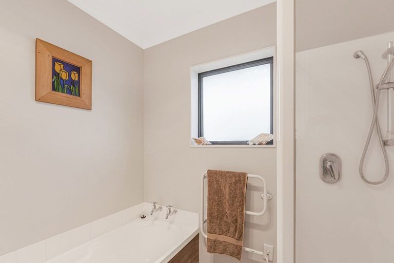 Photo of property in 18 Covent Drive, Stoke, Nelson, 7011