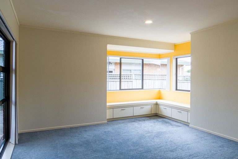 Photo of property in 7 Edgewater Grove, Whakatane, 3120