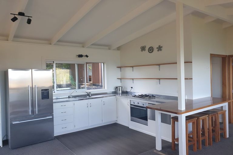 Photo of property in 459 Oaia Road, Muriwai, 0881