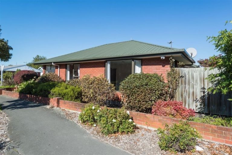 Photo of property in 69 Division Street, Riccarton, Christchurch, 8041