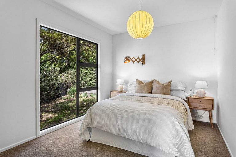 Photo of property in 8 Aranoni Track, Clifton, Christchurch, 8081