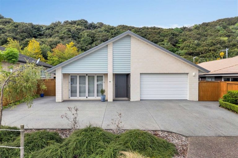 Photo of property in 10 Furl Close, Pyes Pa, Tauranga, 3112