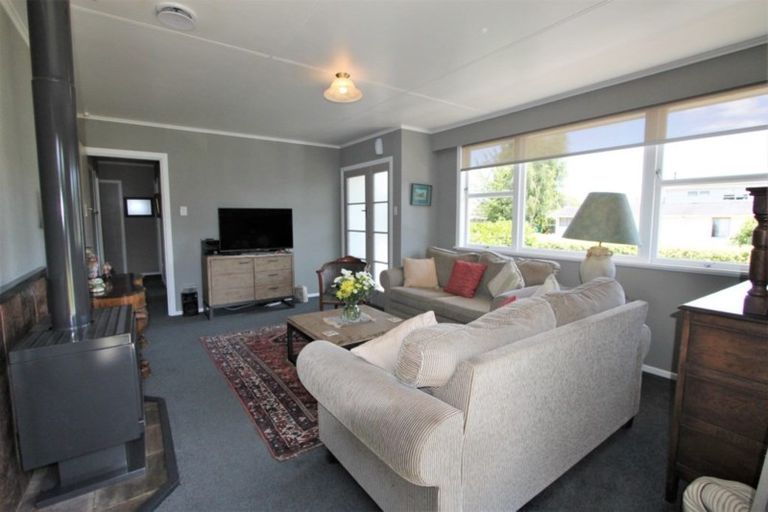 Photo of property in 2/79 Taupo View Road, Taupo, 3330