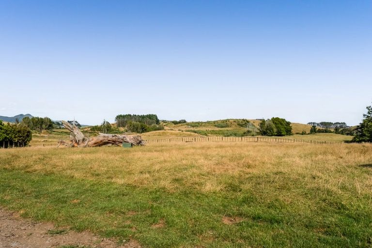 Photo of property in 842 Frankley Road, Hurworth, New Plymouth, 4371