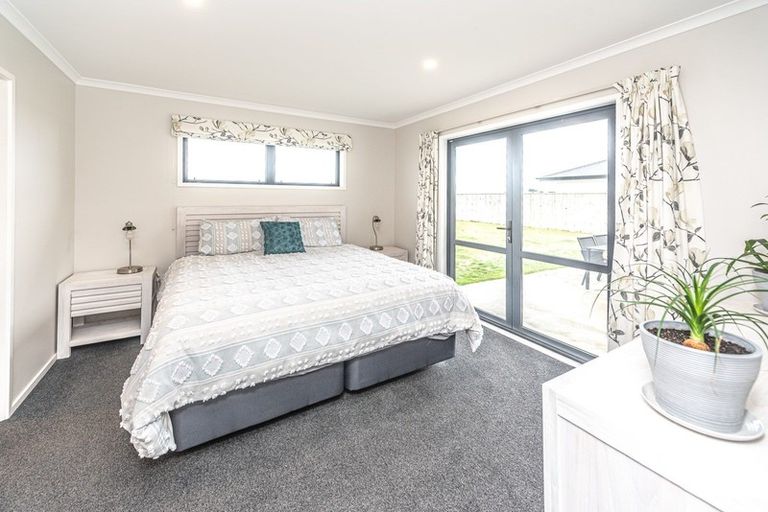 Photo of property in 41 Magnolia Crescent, Tawhero, Whanganui, 4501