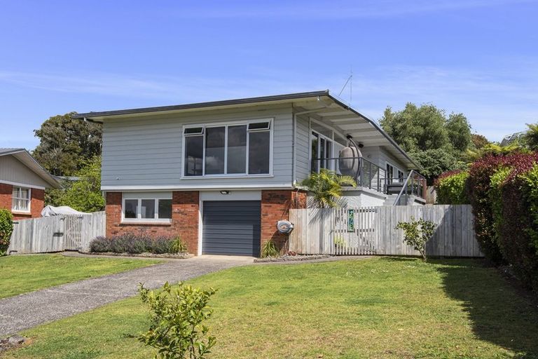 Photo of property in 14 Crawford Crescent, Te Kamo, Whangarei, 0112