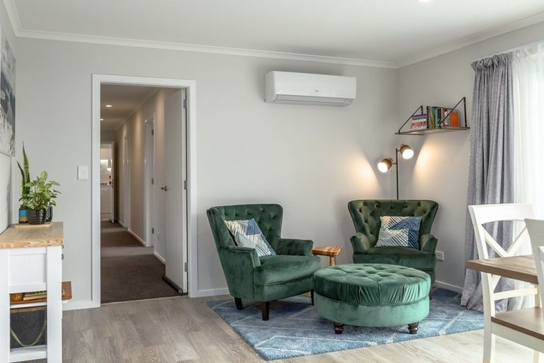 Photo of property in 4 Mckerrow Place, Featherston, 5710