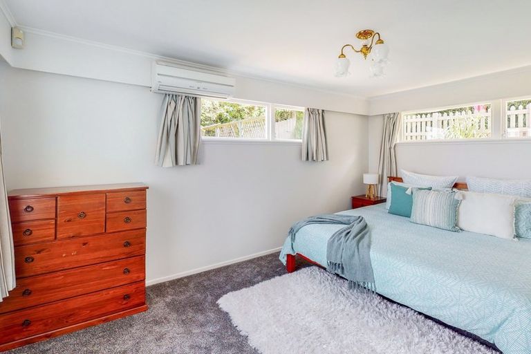 Photo of property in 68 Acacia Avenue, Maungaraki, Lower Hutt, 5010