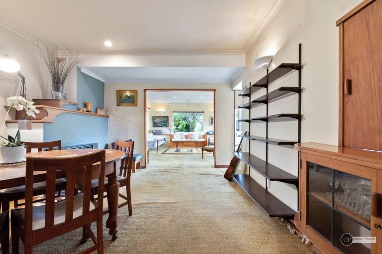 Photo of property in 11 Manuka Street, Stokes Valley, Lower Hutt, 5019