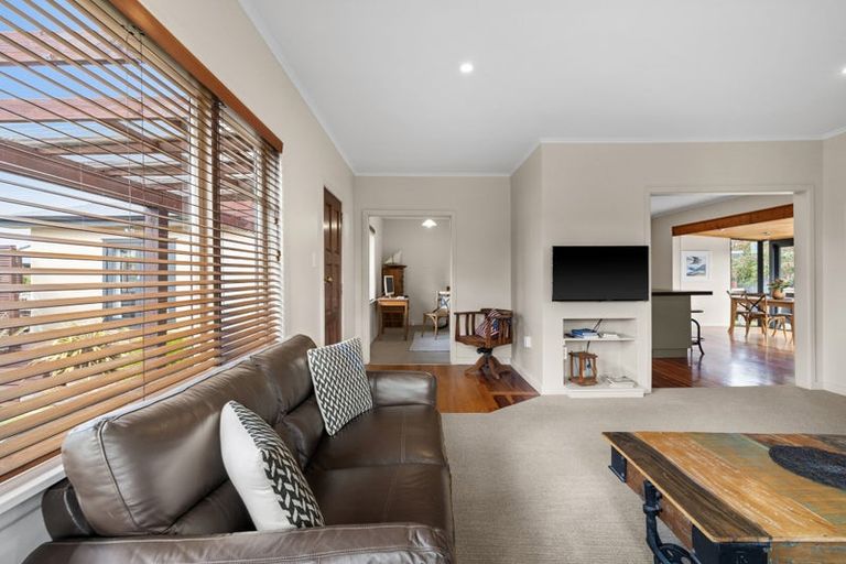 Photo of property in 23 Guthrie Road, Havelock North, 4130