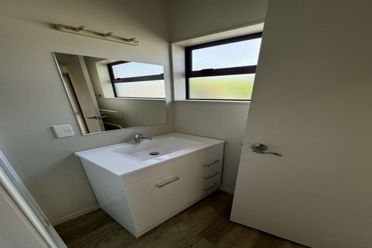 Photo of property in 181 Pacific Road, North New Brighton, Christchurch, 8083