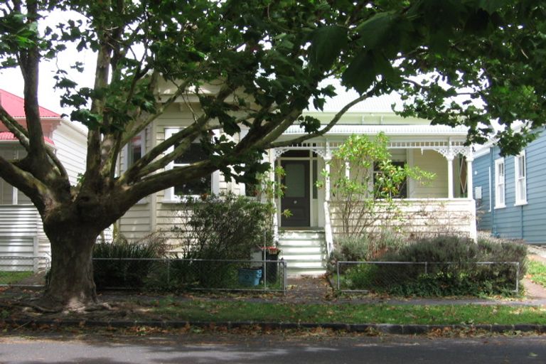 Photo of property in 34 Selbourne Street, Grey Lynn, Auckland, 1021