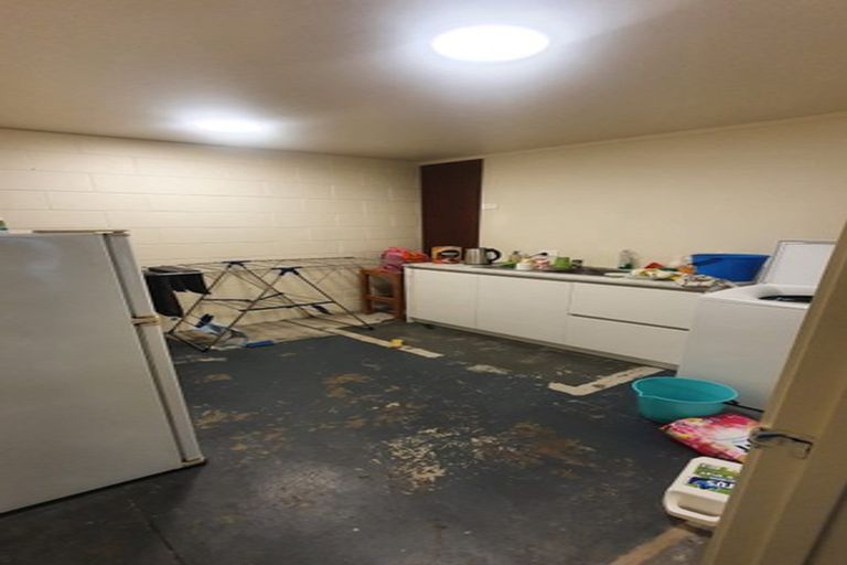 Photo of property in 2/7 Spring Street, Papatoetoe, Auckland, 2025