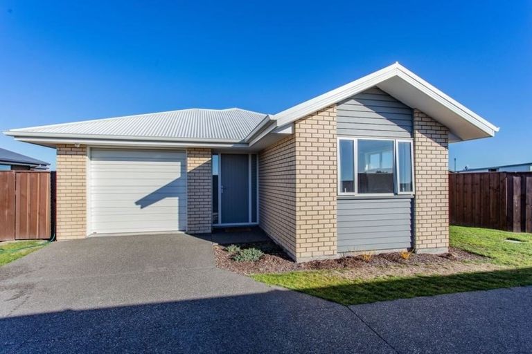 Photo of property in 24 Chandler Way, Rolleston, 7615