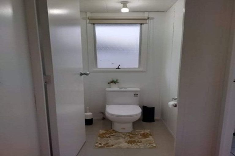 Photo of property in 2/115 Boundary Road, Clover Park, Auckland, 2019