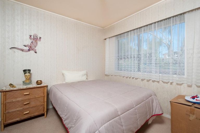 Photo of property in 7/9 Evans Road, Glen Eden, Auckland, 0602