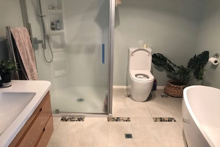 Photo of property in 2/2 Ramsgate Terrace, Mairangi Bay, Auckland, 0630