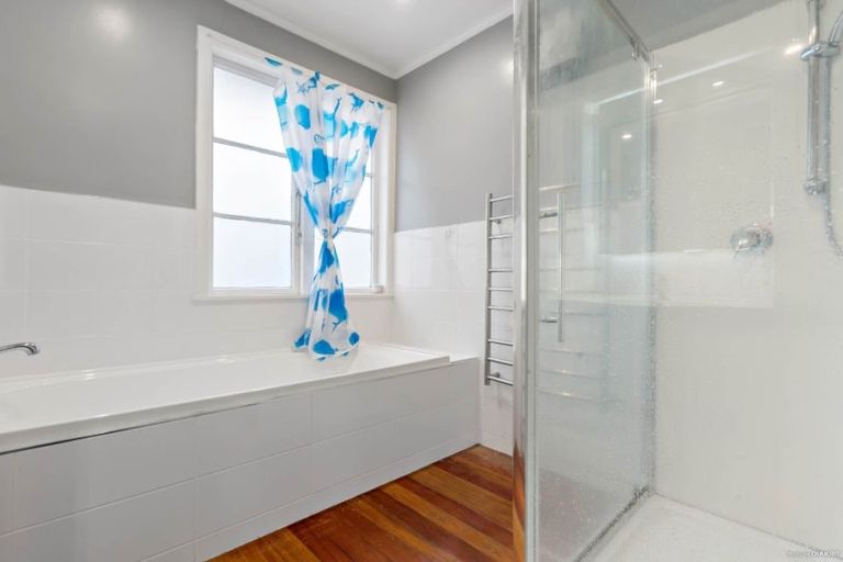 Photo of property in 19 Cosgrave Road, Papakura, 2110